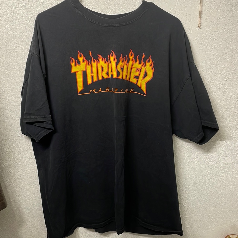 Thrasher shirt 2XL NOT!! XL